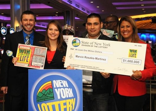 Marvin Rosales-Martinez with Lottery officials